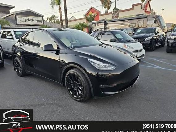 TESLA MODEL Y 2021 5YJYGDEE3MF285827 image